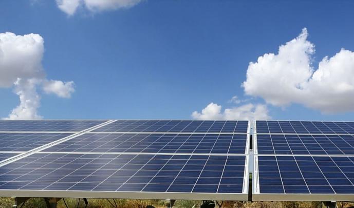 新型材料让太阳能热发电成本更低