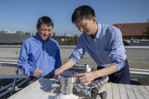 斯坦福大学设计可冷却建筑物又能发电的太阳能系统